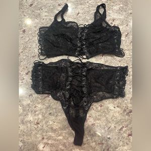 Black Lace Torrid Set